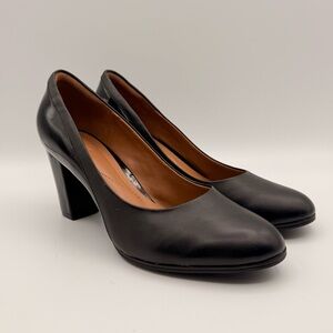 Clarks Leather & Patent Leather Block Heel Comfort Black Pumps WMS  9.5